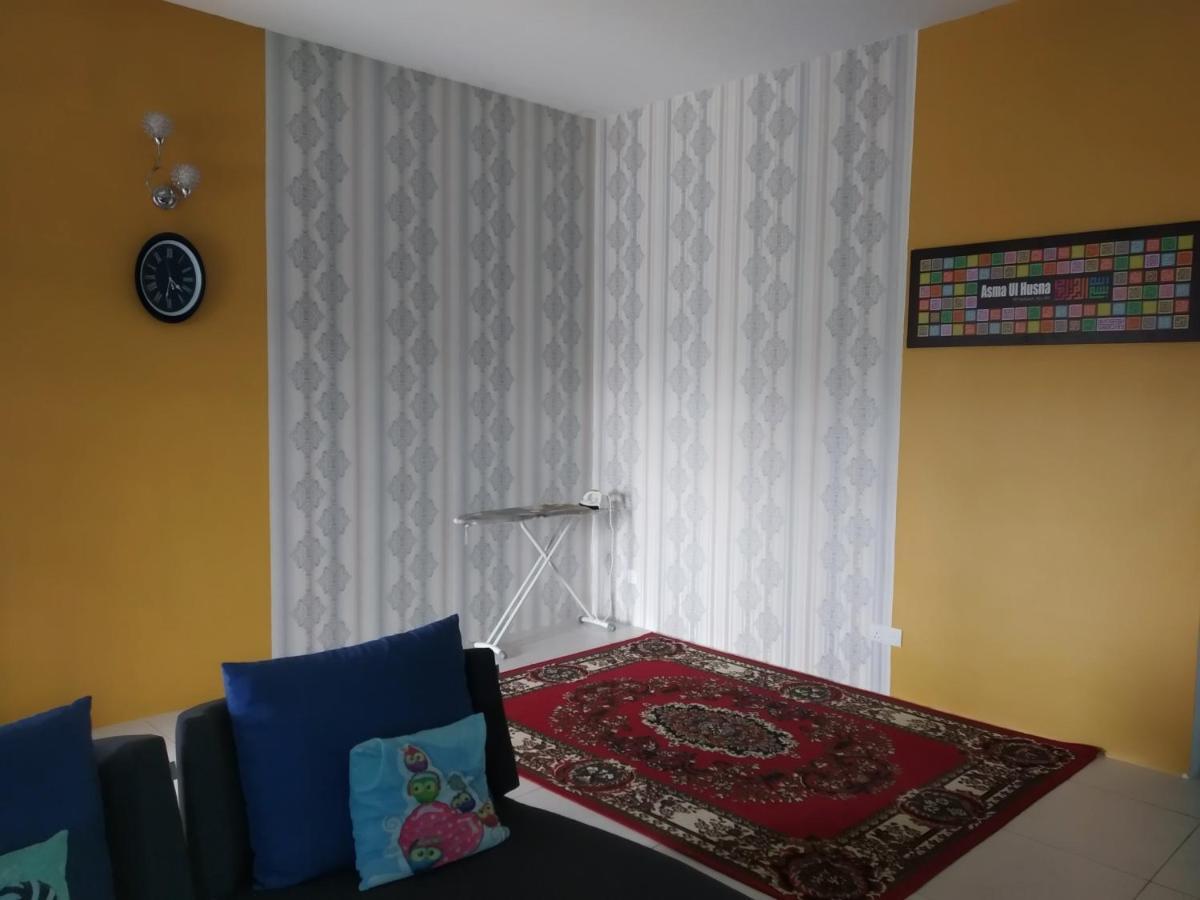 Fathullah'S Homestay 알로르세타르 외부 사진